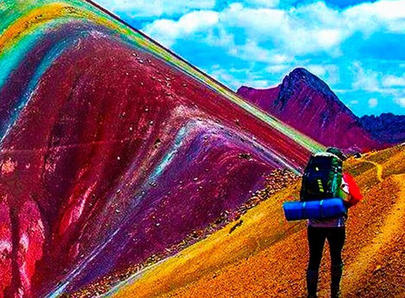 MONTAÑA DE COLORES