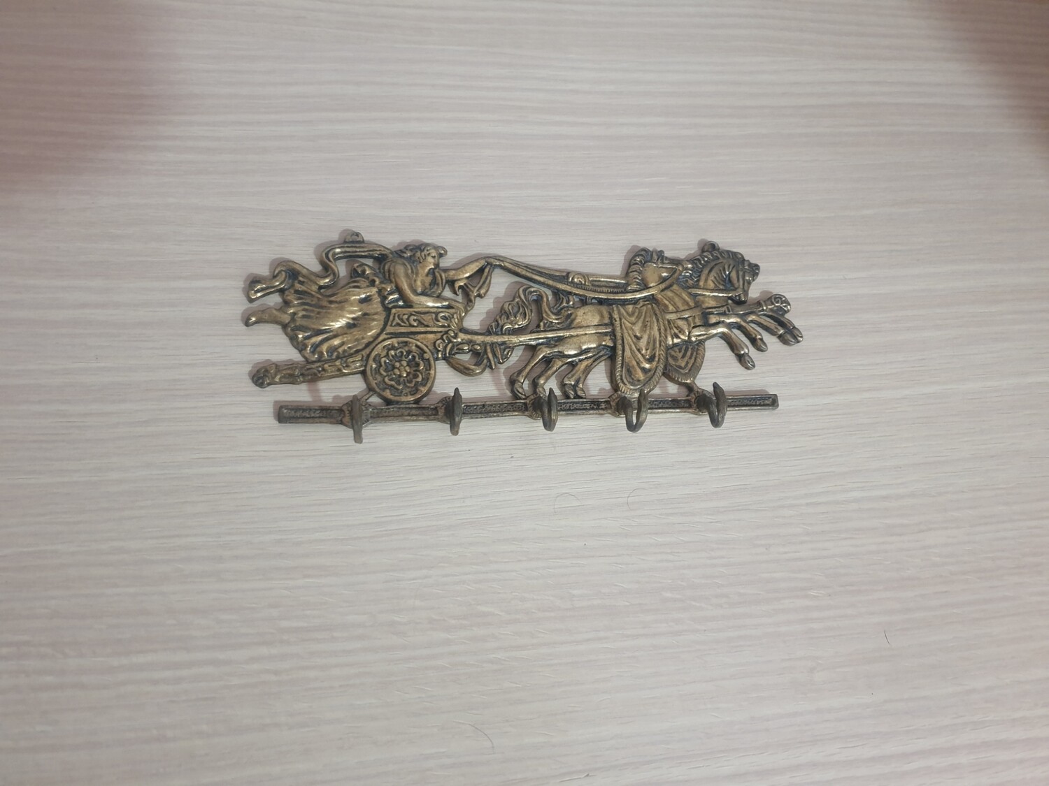 Cuelga llaves en bronce, 5 ganchos