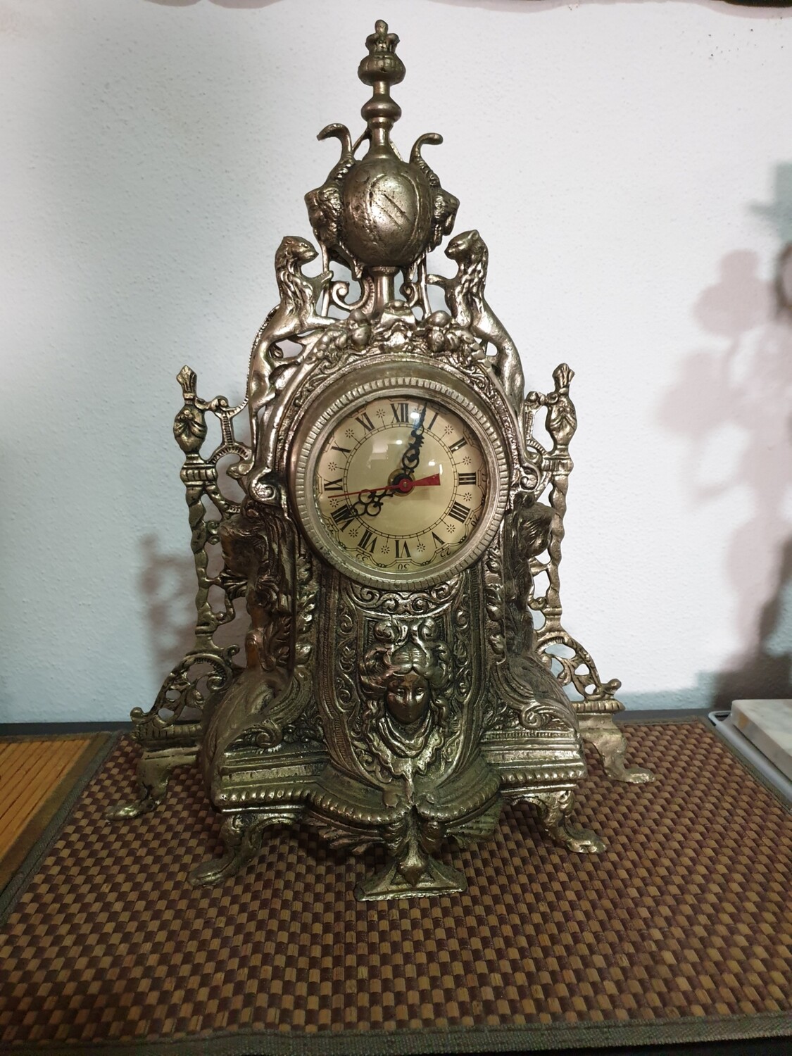 Reloj sobremesa