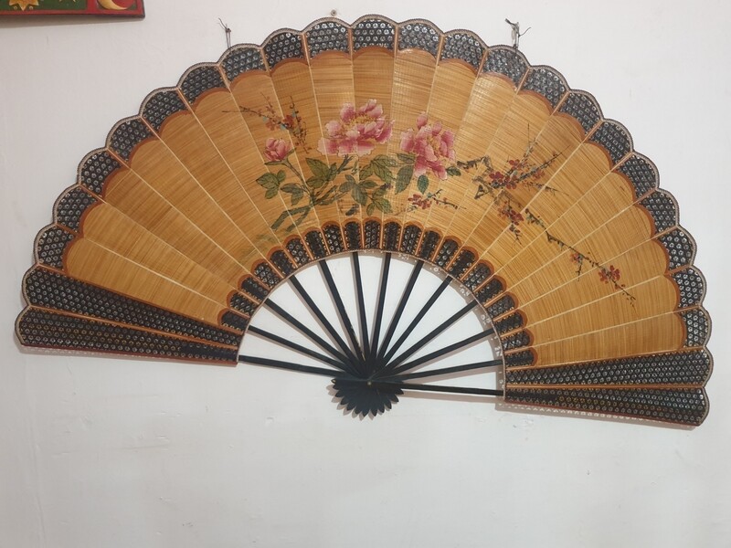 Abanico grande para pared