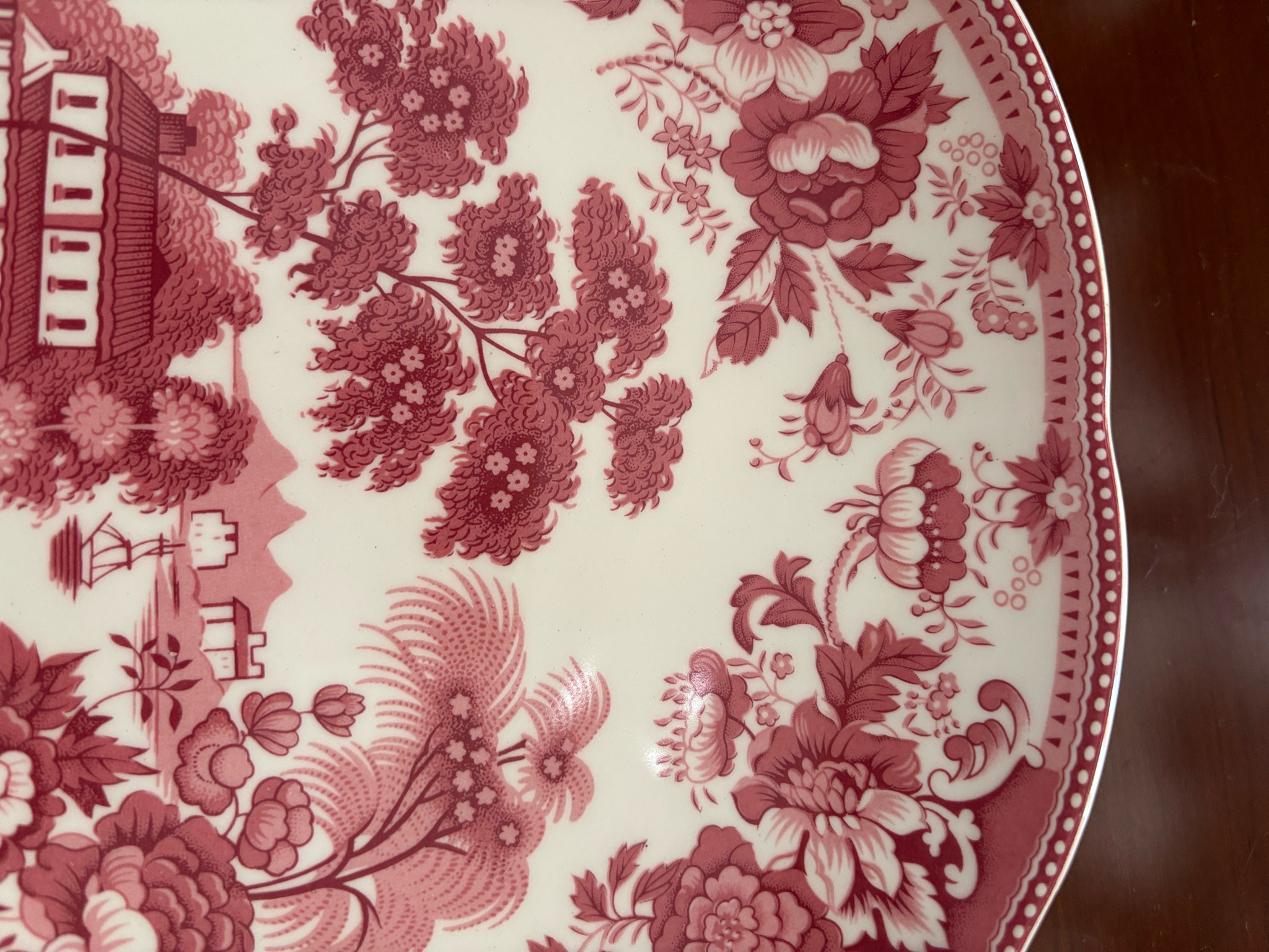 Plato llano, ondulado de colección