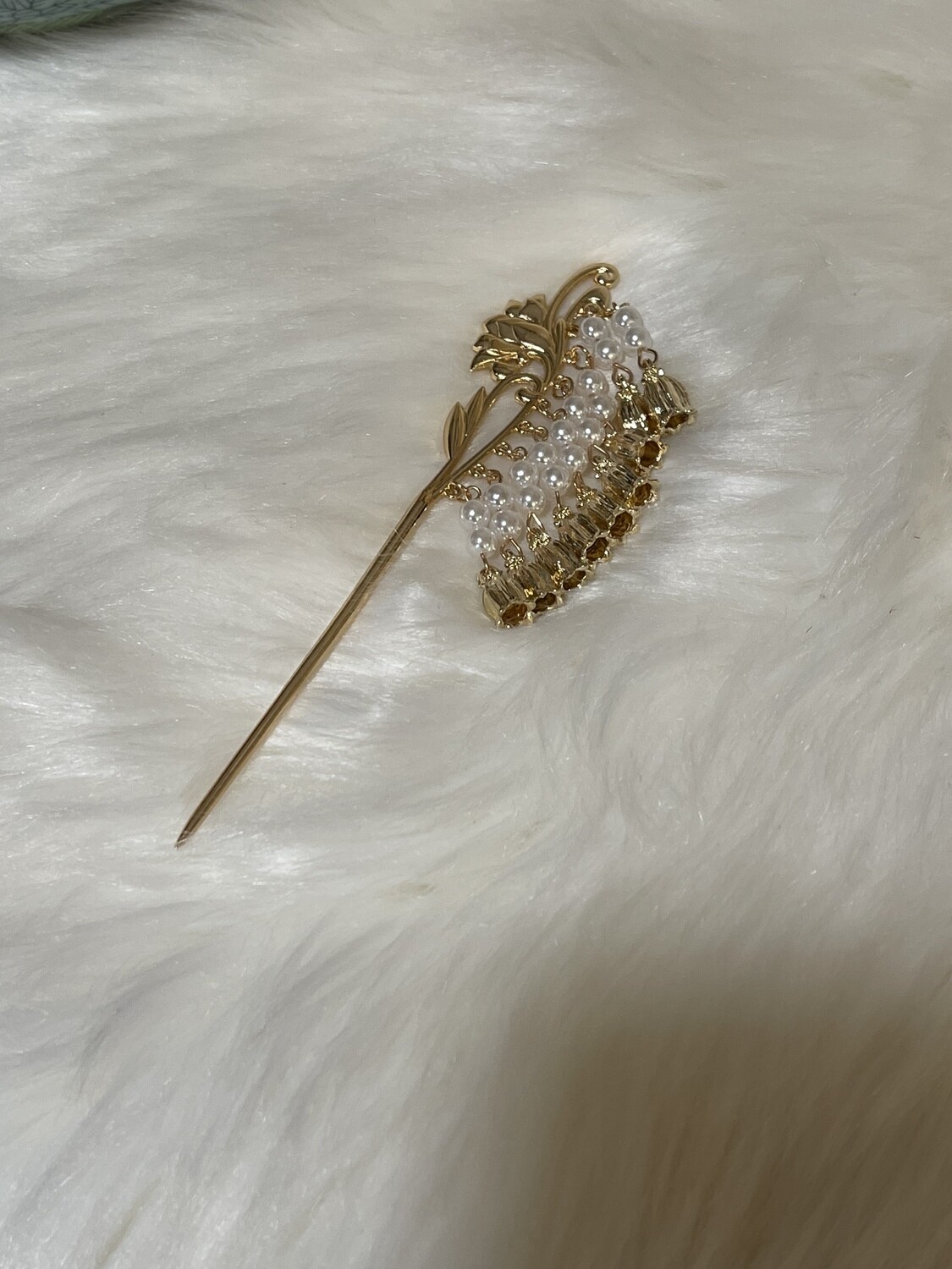 Multi-Pearl Hair Pin