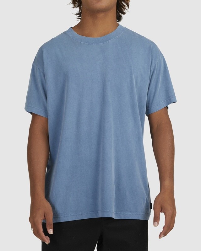 PREMIUM WAVE WASH TEE - STEEL BLUE