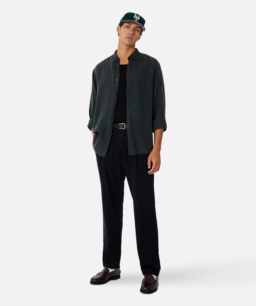 THE TRINIDAD LINEN L/S - DARK EMERALD