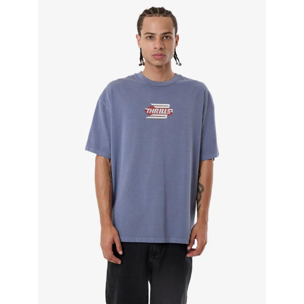 CHROME STEADFAST MERCH FIT TEE - FOLKSTONE GREY