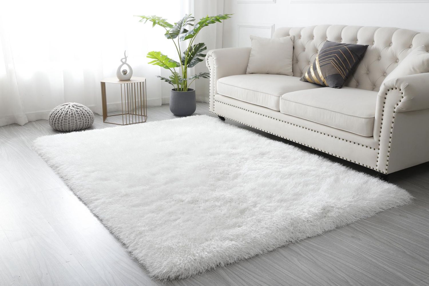 Manhattan Shag Collection, Colour: White, Size: 5' X 7'