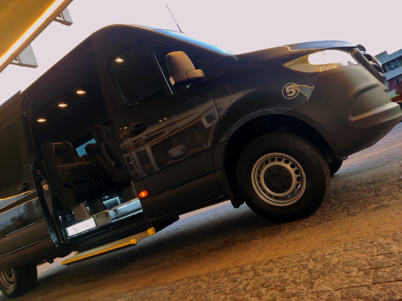 Sprinter 20 pasajeros TOUR 10 HORAS Sprinter 20 pasajeros TOUR 10 HORAS