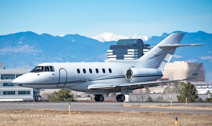 Hawker 800, 8 a 9 pasajeros