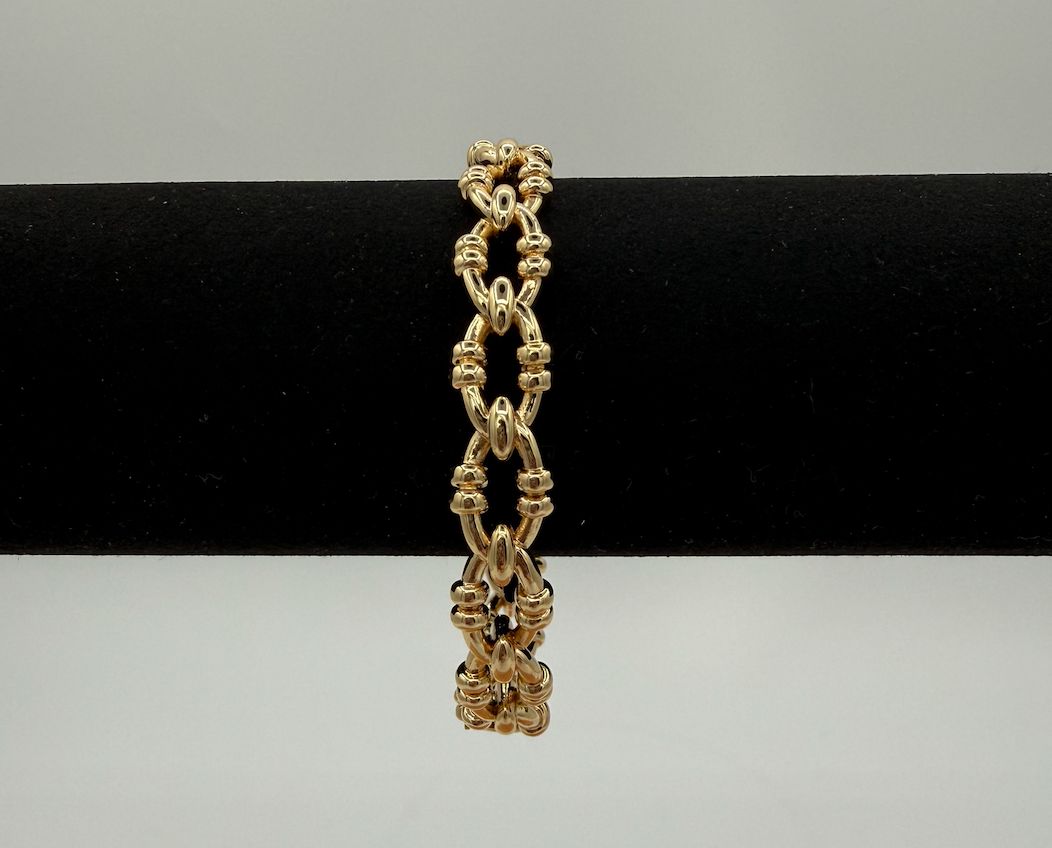 Chain Link Plain Gold Bangle W/Dots