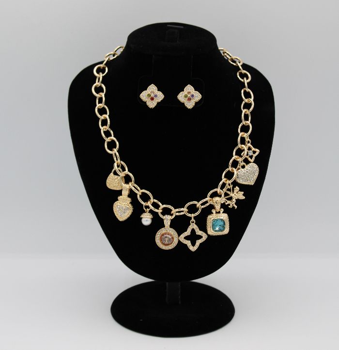 Gold Charm Style Necklace Coin