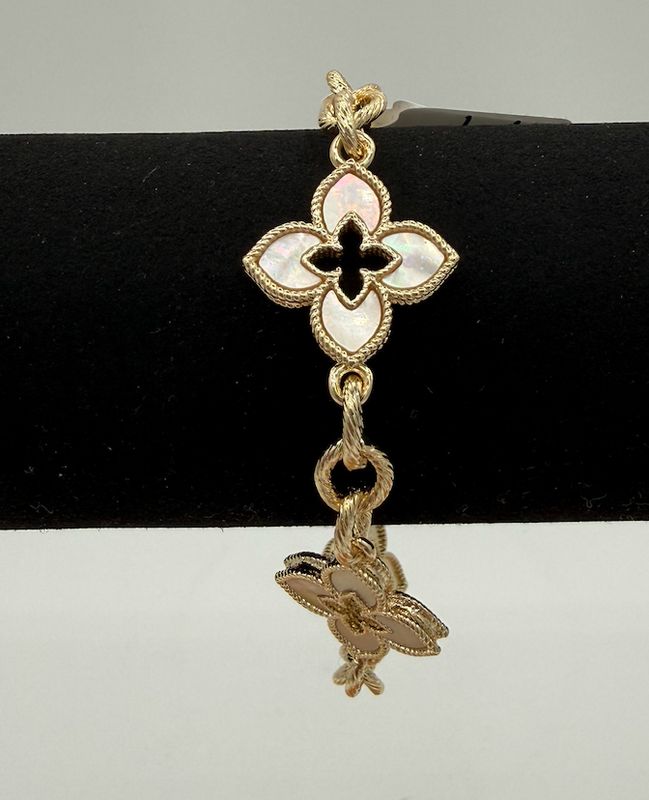 Clear Flower Cleef Adjustable Bracelet