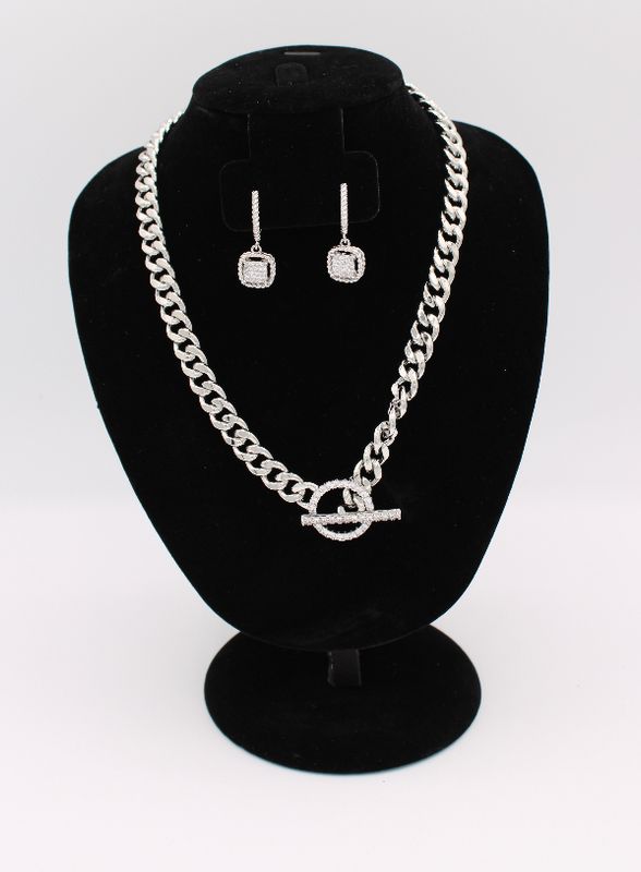 Silver Lock Necklace 17.5"
