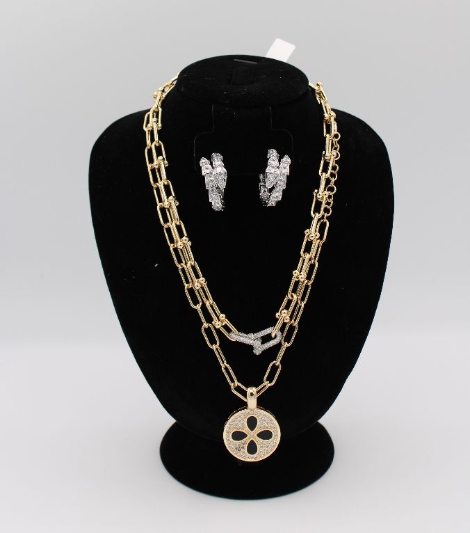 Gold TT Necklace 17"