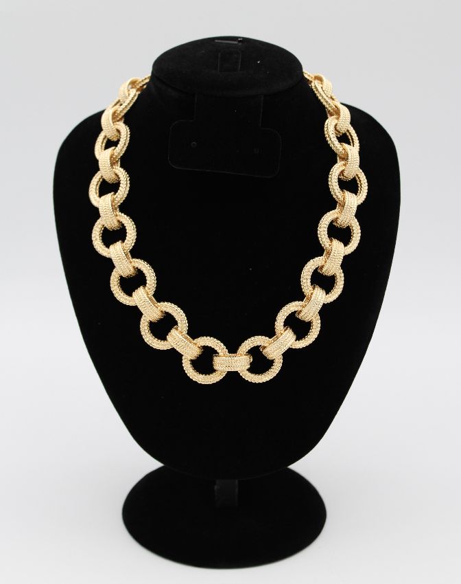 Thick Gold Link Necklace 18"
