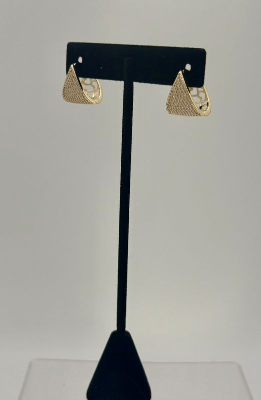 GP Gold Huggie Earring