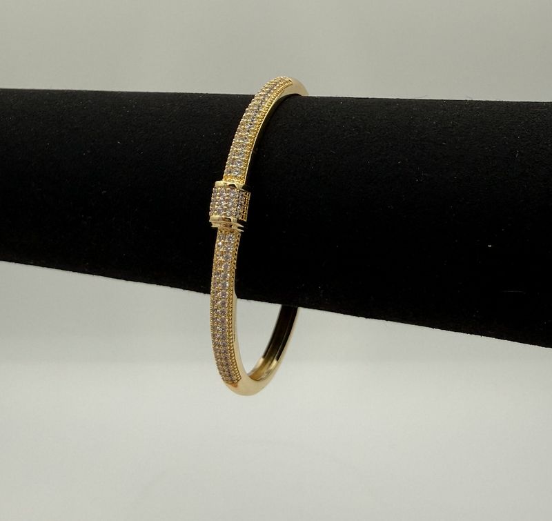 Gold Diamond Magnetic Bracelet