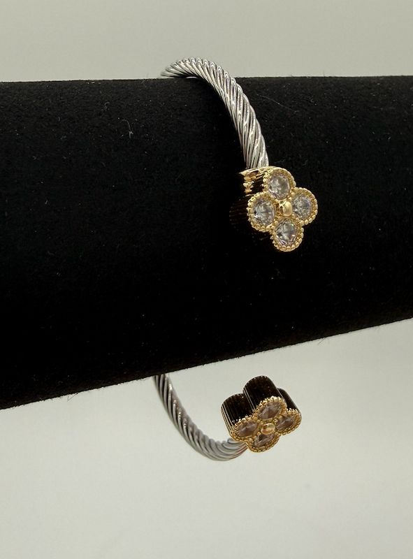 Two Tone Cable Cleef Bracelet