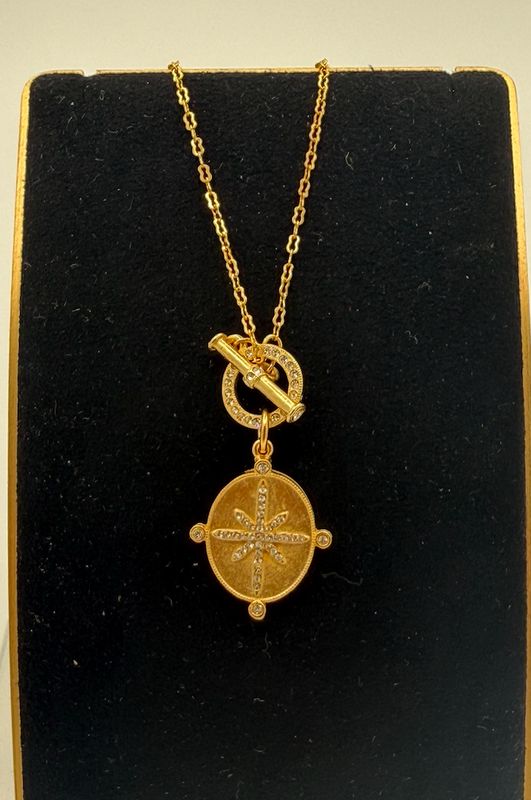 Gold Compass Link Necklace