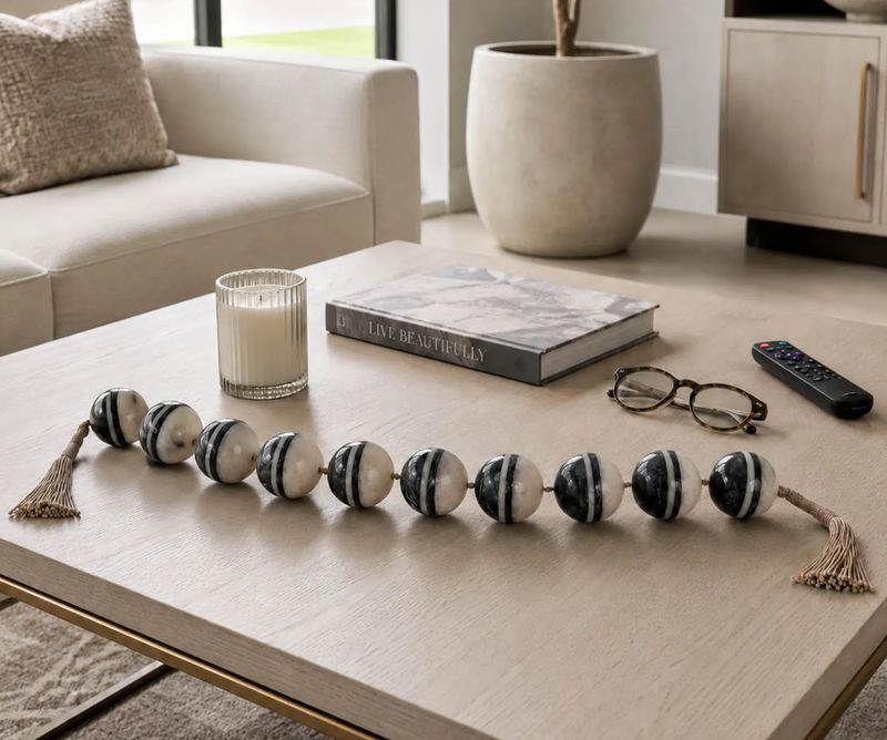 Ivory/Black Swirled Bead Garland 46"