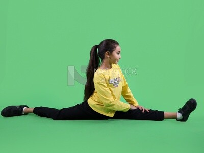 A girl playing gymnastics