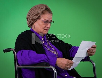 An elderly woman