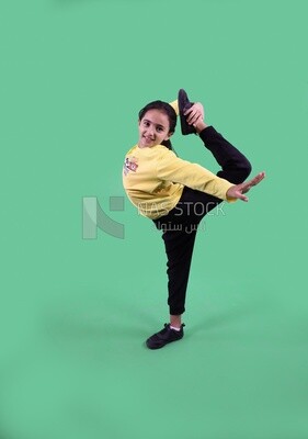 A girl playing gymnastics