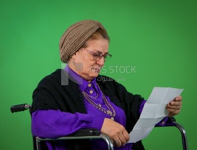 An elderly woman