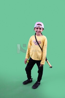 صورة مقربة لولد غاضب