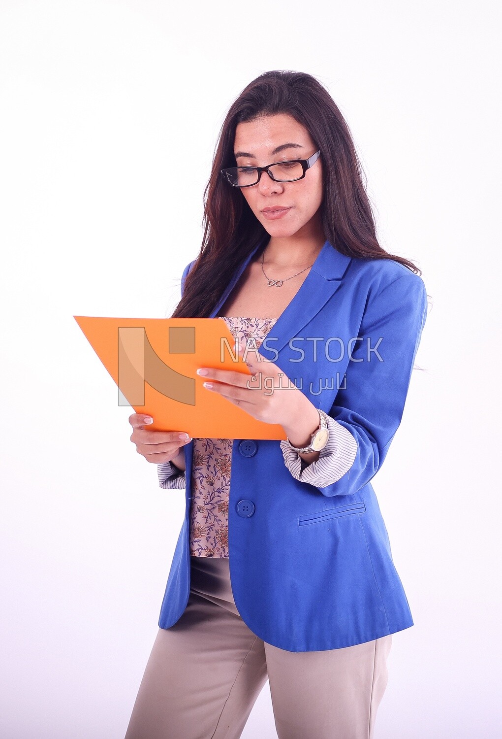 A woman wearing casual clothes