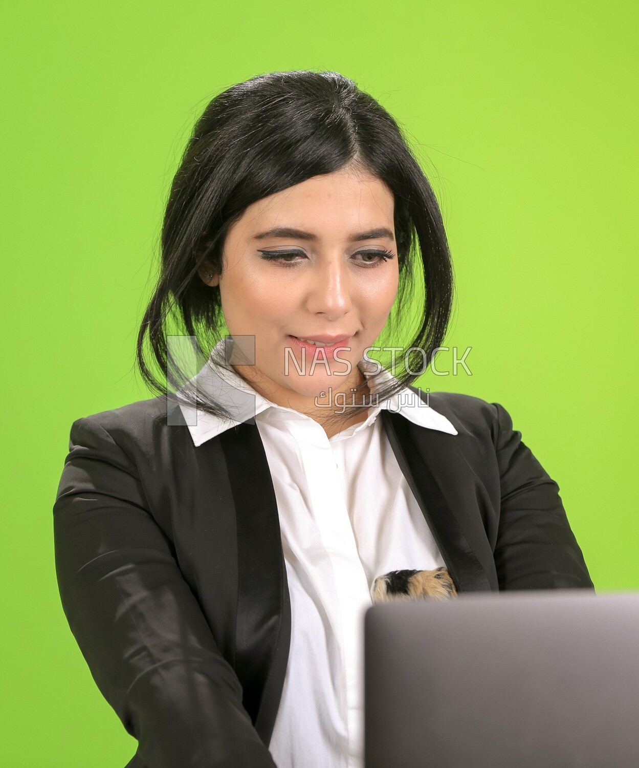 A woman wearing casual clothes