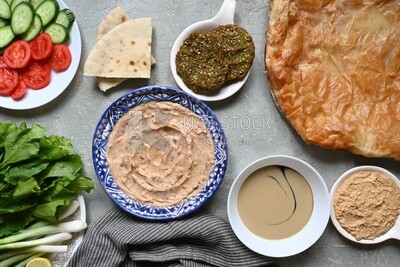 Feeter meshaltet with honey, cheese, and bread