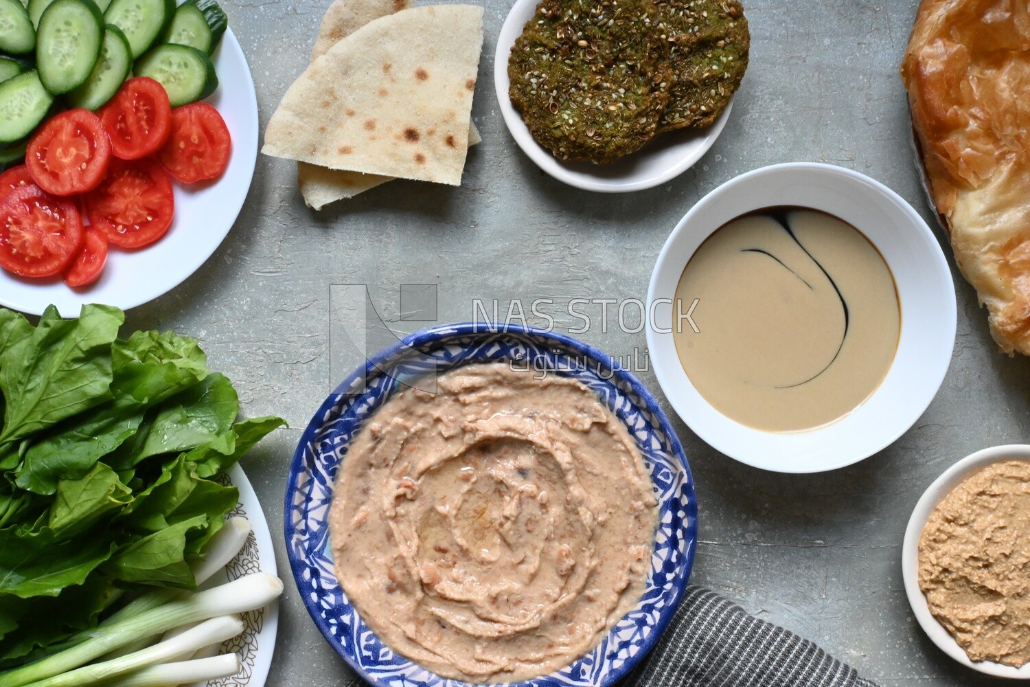 Feeter meshaltet with honey, cheese, and bread