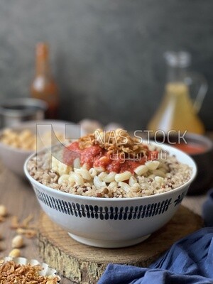Egyptian koshary dish
