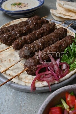 طبق به كفتة مشوية