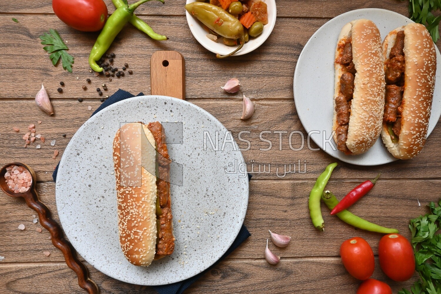 Top view of a delicious sausage sandwich, delicious fast food meals, Arabic restaurants, delicious food recipes, delicious food, sausage sandwich
