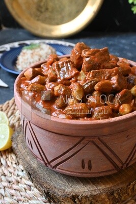 Delicious okra dish with sauce and meat, Plate rice, Arabic meals, recipes and delicious food dishes, delicious meals, delicious food, okra dish