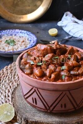 Delicious okra dish with sauce and meat, Plate rice, Arabic meals, recipes and delicious food dishes, delicious meals, delicious food, okra dish