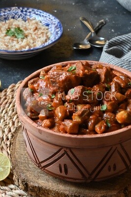 Delicious okra dish with sauce and meat, Plate rice, Arabic meals, recipes and delicious food dishes, delicious meals, delicious food, okra dish
