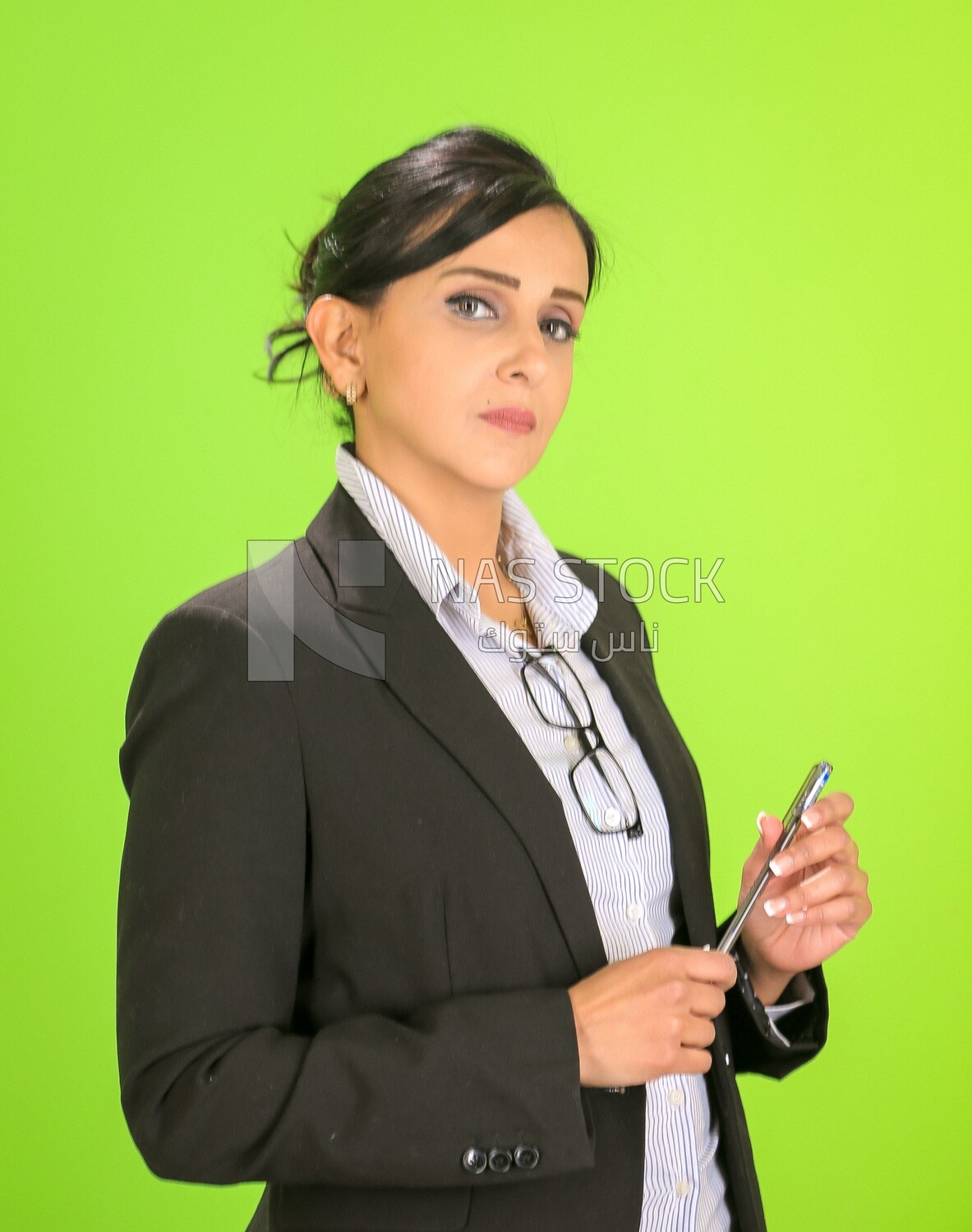 A woman wearing casual clothes
