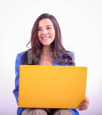 A woman wearing casual clothes