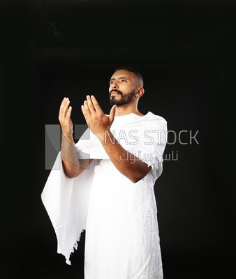A man wearing an ihram dress