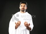 A man wearing an ihram dress