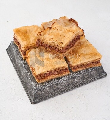 crispy Phyllo Meat Pie (Egyptian Goulash), recipes and delicious food dishes, popular Arabic food