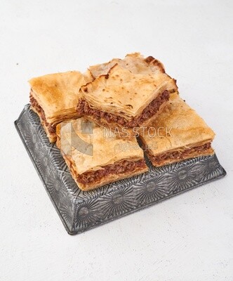 crispy Phyllo Meat Pie (Egyptian Goulash), recipes and delicious food dishes, popular Arabic food