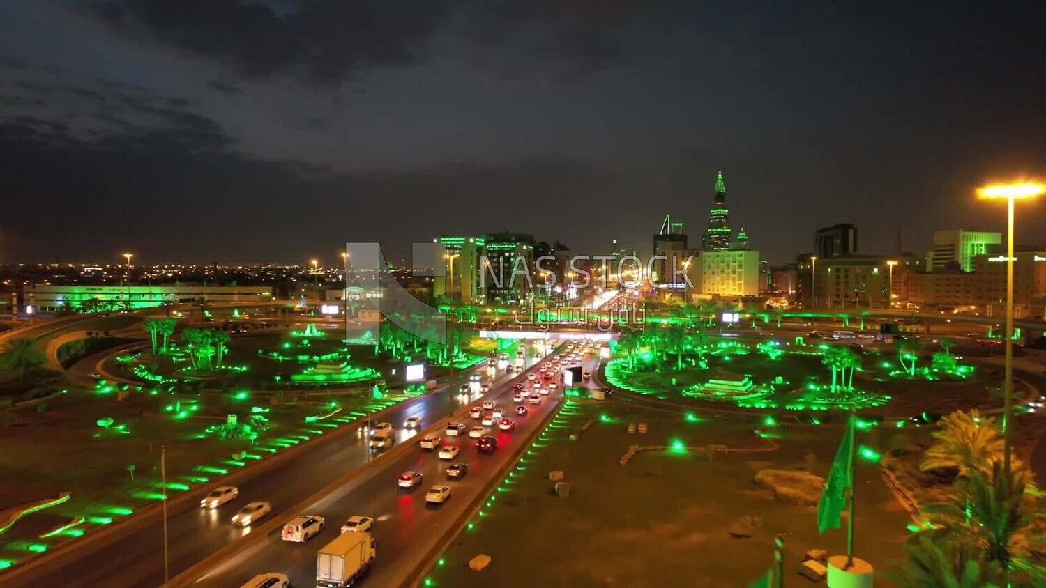 drone footage of car traffic on the highway in Riyadh,  tourism in Saudi Arabia, Saudi Arabia at night, Saudi national day, Cairo Square, Riyadh roads and streets, green lights