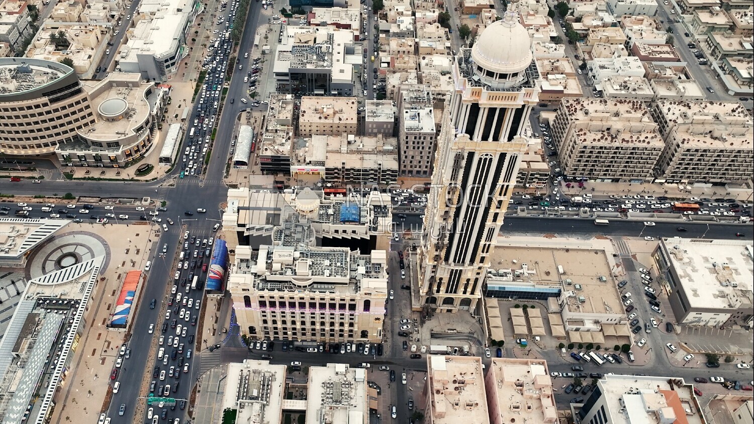 فيديو درون لأبراج العليا بالرياض ، المملكة العربية السعودية ، أبراج وناطحات سحاب ، أبراج الرياض ، معالم الرياض الشهيرة.