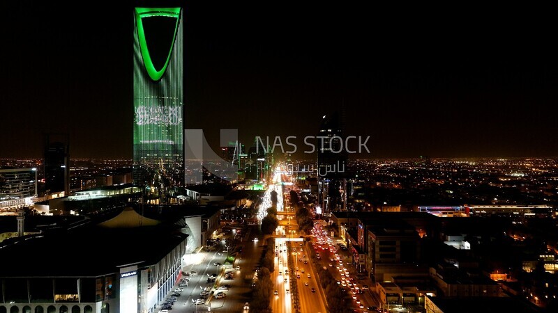 drone footage of the Kingdom Tower in Riyadh, Saudi Arabia, towers and skyscrapers, Kingdom Tower, famous Riyadh landmarks, roads and streets, tourism in Saudi Arabia, Saudi national day.HD