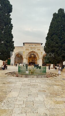video of the entrance of Al Aqsa Mosque and the El Kas Fountain on the Temple Mount, in the old city of Jerusalem, history of Palestine, tourism in Palestine