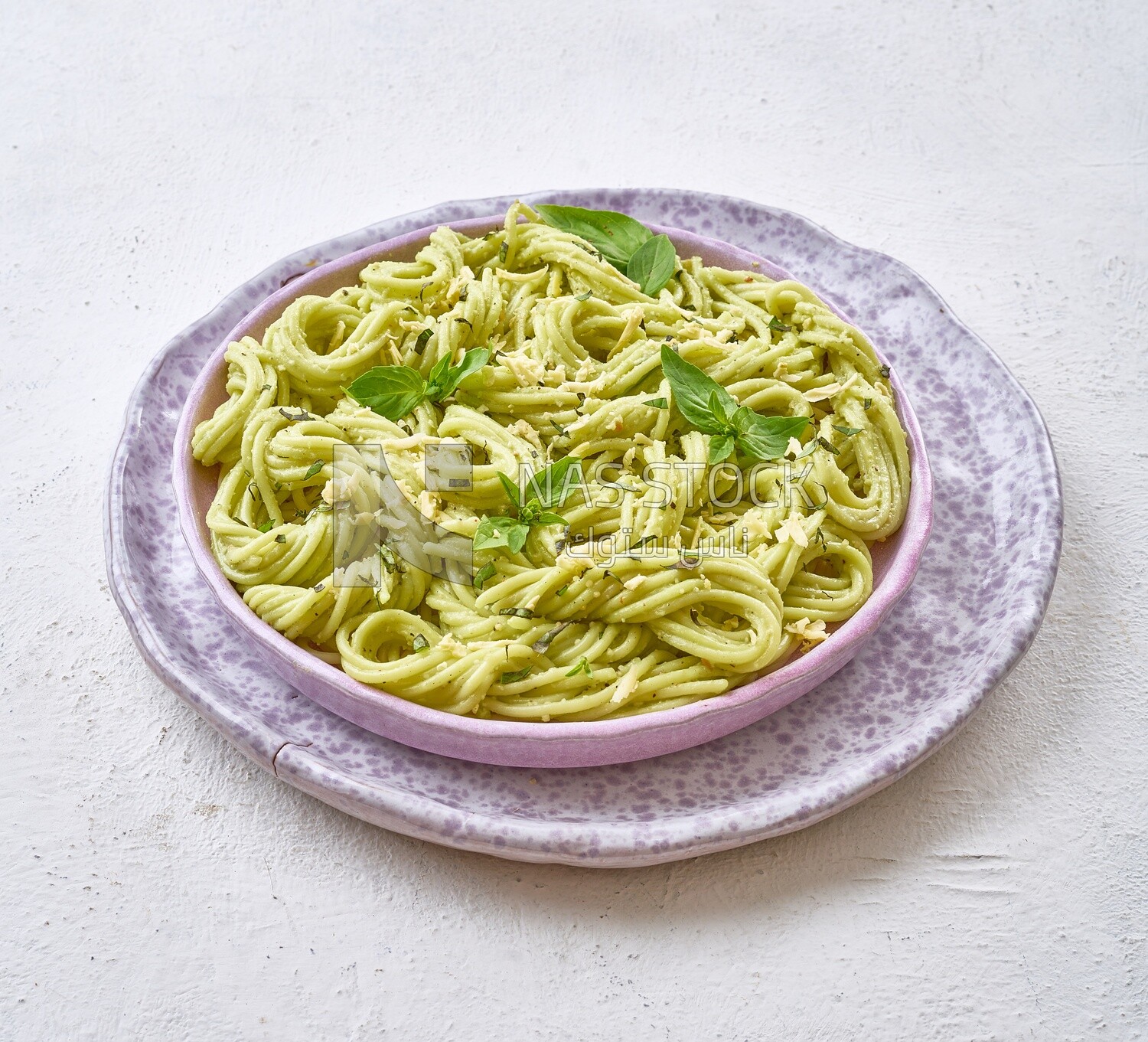 pesto pasta with basil