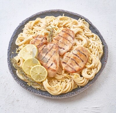 Spaghetti with chicken